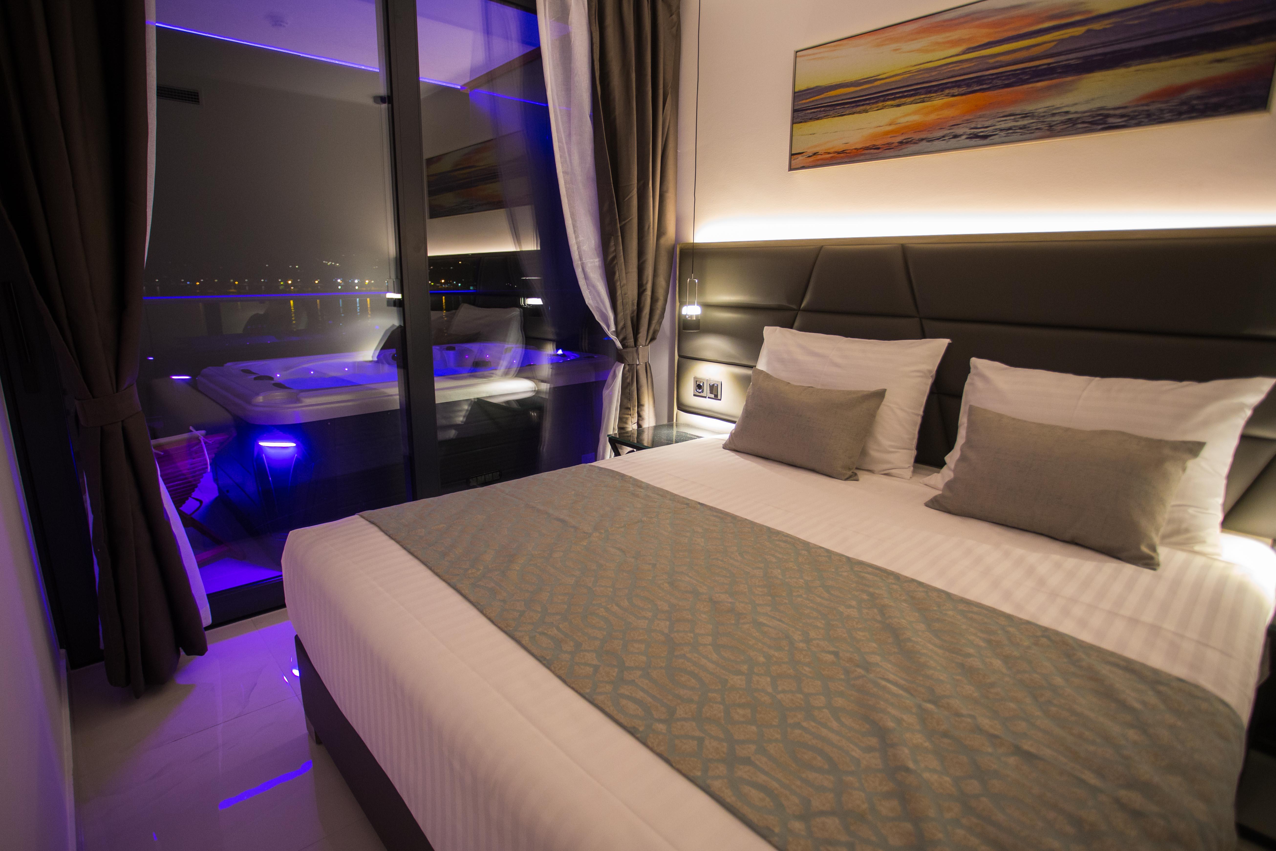 Liberty Plaza Otel Novalja Dış mekan fotoğraf