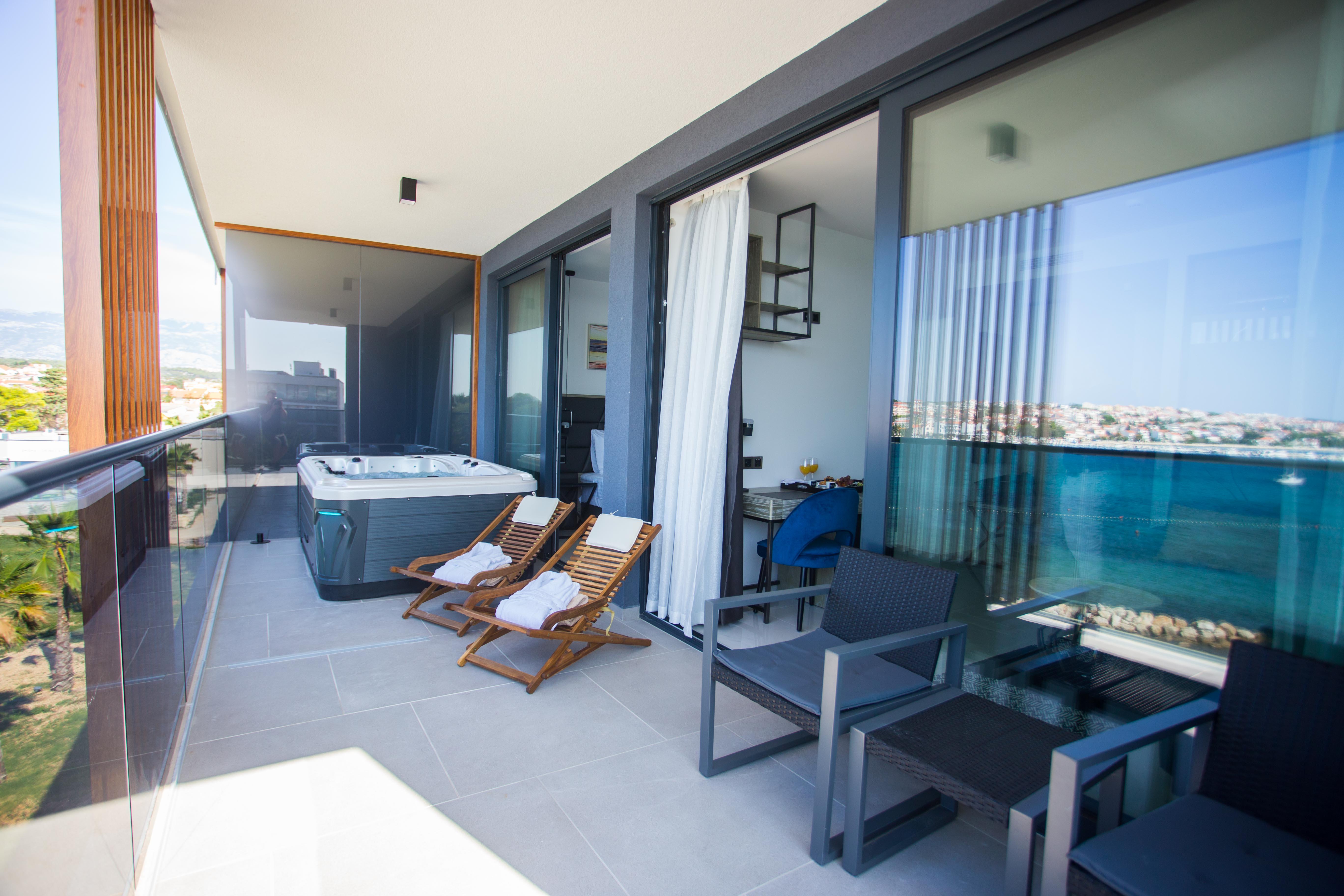 Liberty Plaza Otel Novalja Dış mekan fotoğraf