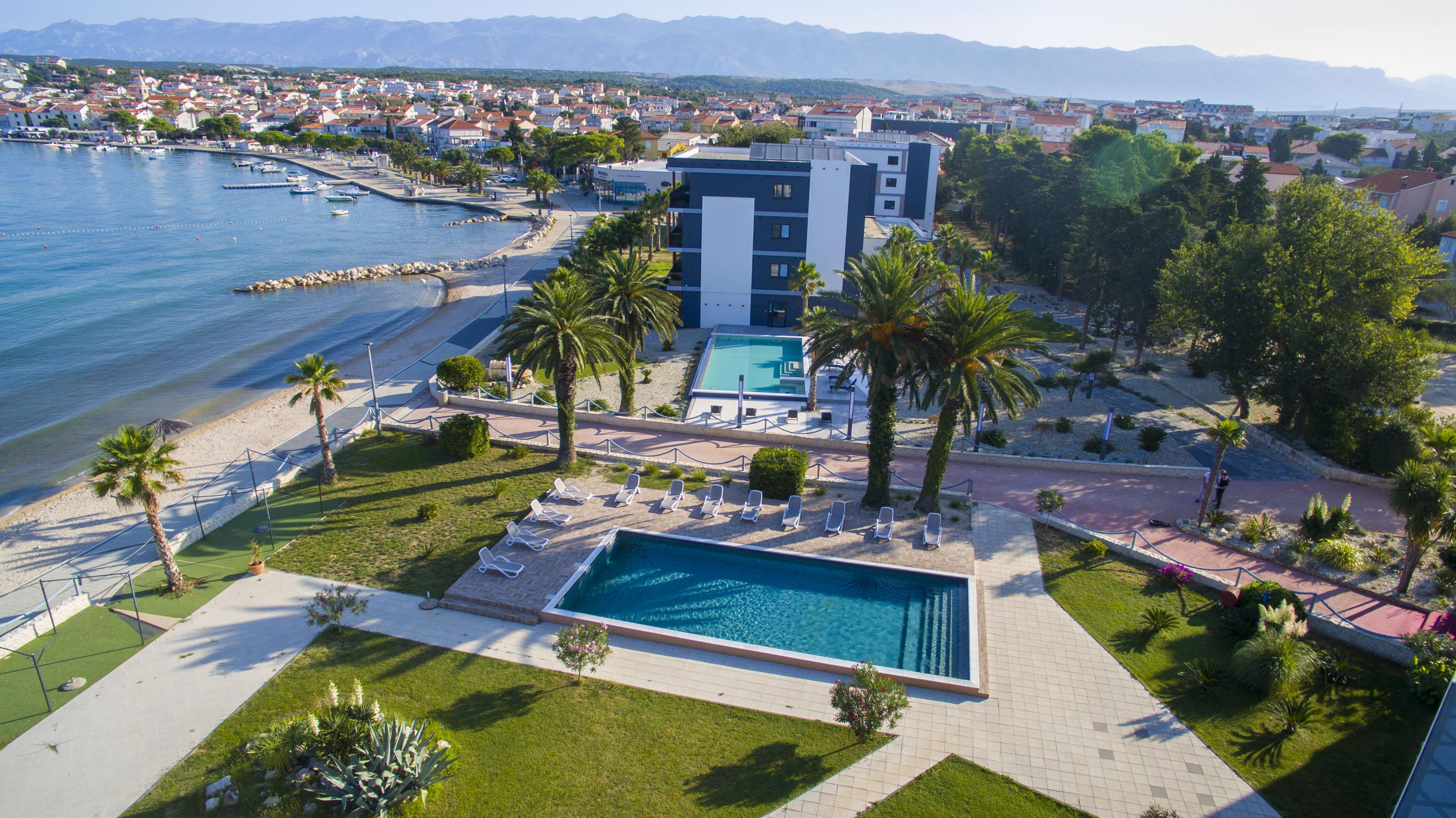 Liberty Plaza Otel Novalja Dış mekan fotoğraf