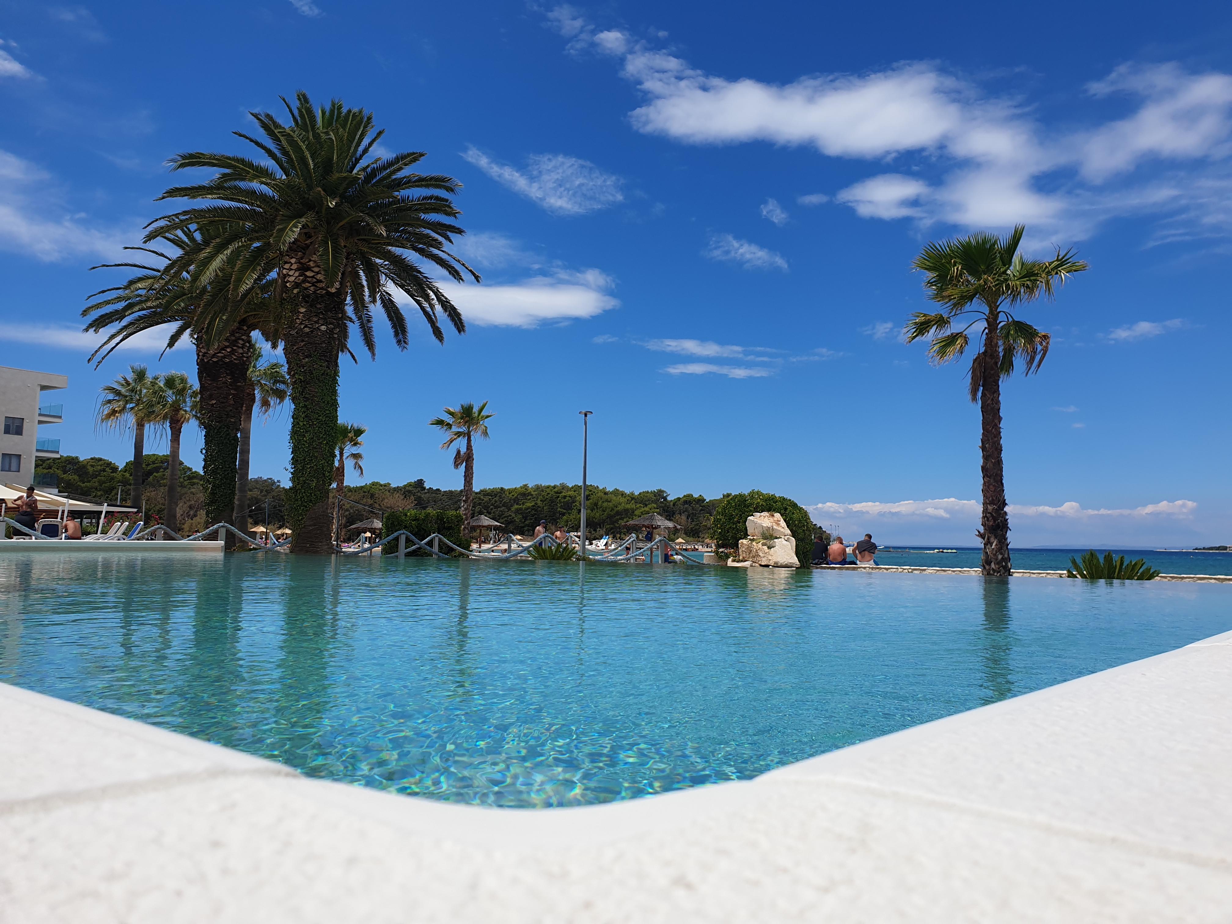 Liberty Plaza Otel Novalja Dış mekan fotoğraf